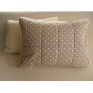 Vank&uacute;&scaron; 50 x 70 cm ovčie runo De Luxe STAR bežov&yacute;